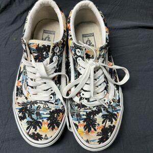 VANS Authentic Custom Skater Shoe Aloha "20" Unisex Sz. M6.5‎ W8 721456
